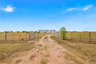 730 Shady Holw Rd, Victoria, TX 77904 - Photo 37
