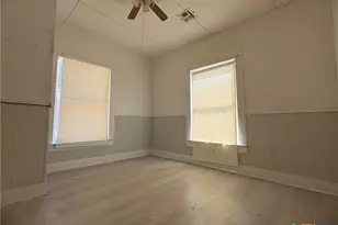 920 S 33rd St, Temple, TX 76504 - Photo 7