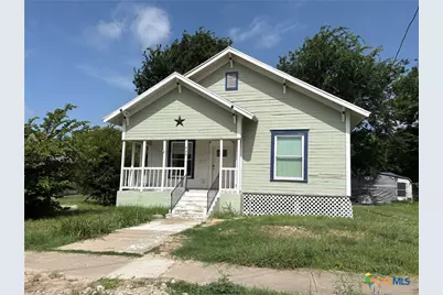 920 S 33rd Street, Temple, TX 76504 - Photo 1
