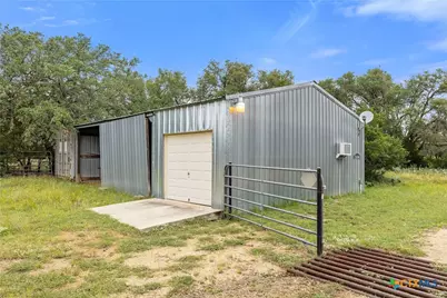 1533 Ranch Rd 1323, Johnson City, TX 78636 - Photo 31