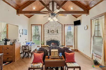 1533 Ranch Rd 1323, Johnson City, TX 78636 - Photo 25