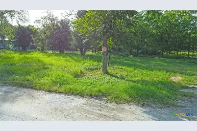 140 Sehaco Street, New Braunfels, TX 78130 - Photo 3