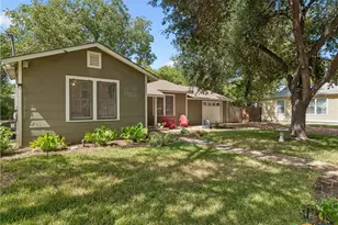 351 E North St, New Braunfels, TX 78130 - Photo 3