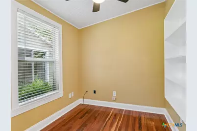 351 E North Street, New Braunfels, TX 78130 - Photo 25
