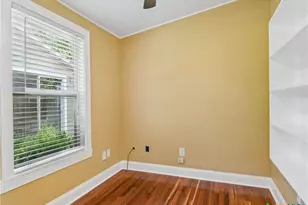 351 E North St, New Braunfels, TX 78130 - Photo 25