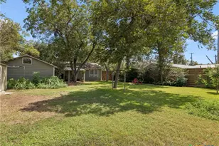 351 E North St, New Braunfels, TX 78130 - Photo 35