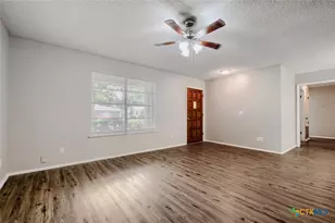 1345 Azalea Ln, New Braunfels, TX 78130 - Photo 13
