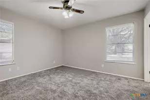 1345 Azalea Ln, New Braunfels, TX 78130 - Photo 7