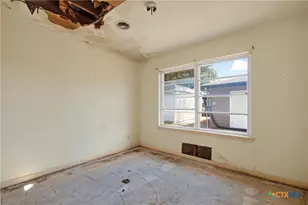 1814 Bon Aire Ave, Victoria, TX 77901 - Photo 21