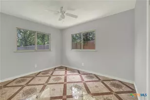 440 Rusch Ln, New Braunfels, TX 78132 - Photo 7