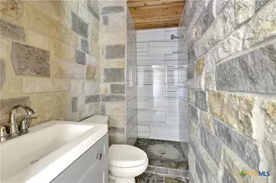 440 Rusch Ln, New Braunfels, TX 78132 - Photo 9