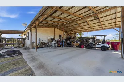 5013 Tucker Hill Lane, Cedar Creek, TX 78612 - Photo 33