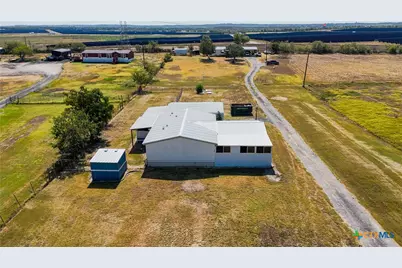 5013 Tucker Hill Lane, Cedar Creek, TX 78612 - Photo 3