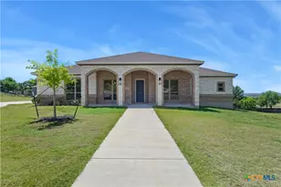 104 Cedar Bluff Dr, Harker Heights, TX 76548 - Photo 1
