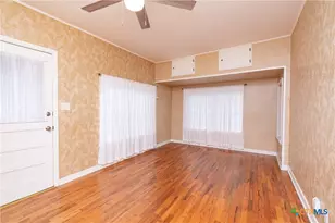4510 Russell Dr, Austin, TX 78745 - Photo 9
