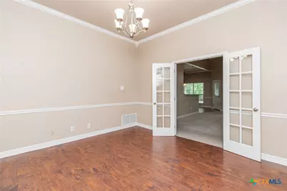 1401 Saxon Circle, Harker Heights, TX 76548 - Photo 11