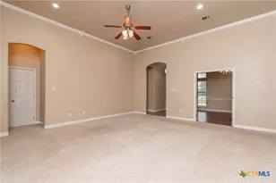 1401 Saxon Cir, Harker Heights, TX 76548 - Photo 3