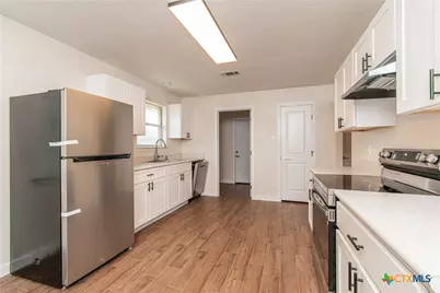 304 Timber Ridge Drive, Nolanville, TX 76559 - Photo 5