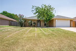 304 Timber Ridge Dr, Nolanville, TX 76559 - Photo 1