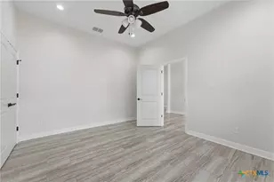 123 Tomahawk Trail, Seguin, TX 78155 - Photo 27