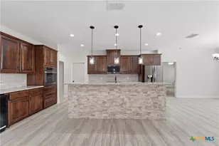 123 Tomahawk Trail, Seguin, TX 78155 - Photo 13