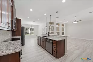 123 Tomahawk Trail, Seguin, TX 78155 - Photo 17