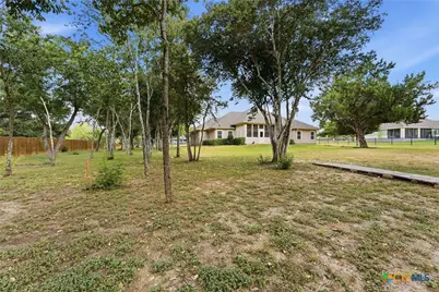 123 Tomahawk Trail, Seguin, TX 78155 - Photo 43