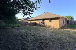 406 W Dale Ave, Nolanville, TX 76559 - Photo 17