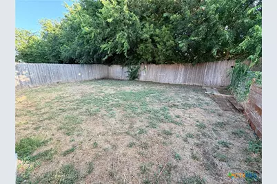 406 W Dale Avenue, Nolanville, TX 76559 - Photo 15