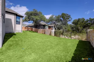 141 Bigtooth Maple Ln, San Marcos, TX 78666 - Photo 37