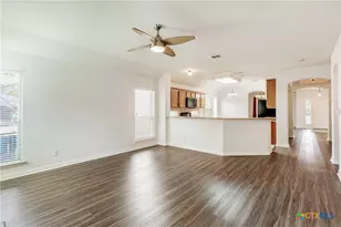 548 Thurber Dr, Schertz, TX 78154 - Photo 9