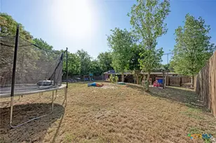 1407 W Ave C, Lampasas, TX 76550 - Photo 35