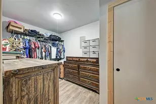 1407 W Ave C, Lampasas, TX 76550 - Photo 21