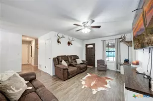 1407 W Ave C, Lampasas, TX 76550 - Photo 9
