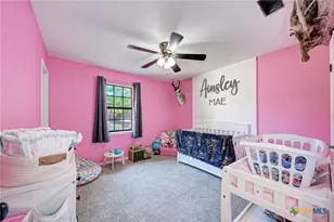 1407 W Ave C, Lampasas, TX 76550 - Photo 25