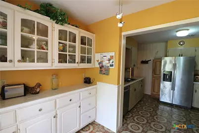 229 E Fannin Street, Goliad, TX 77963 - Photo 9