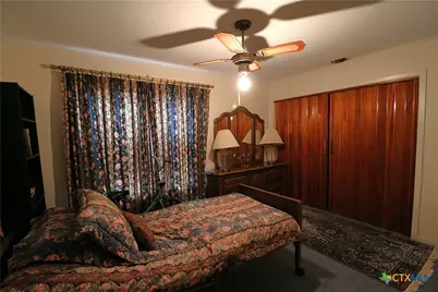 229 E Fannin Street, Goliad, TX 77963 - Photo 13