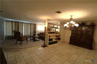 229 E Fannin St, Goliad, TX 77963 - Photo 27
