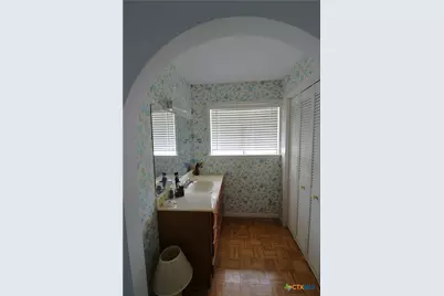 229 E Fannin Street, Goliad, TX 77963 - Photo 23