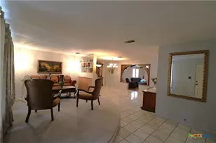 229 E Fannin St, Goliad, TX 77963 - Photo 25