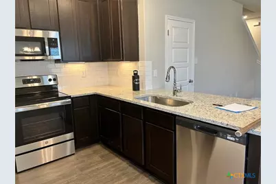 3414 Lindsay Lane #3414, Seguin, TX 78155 - Photo 5