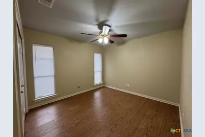 304 Ashland Creek, Victoria, TX 77901 - Photo 11