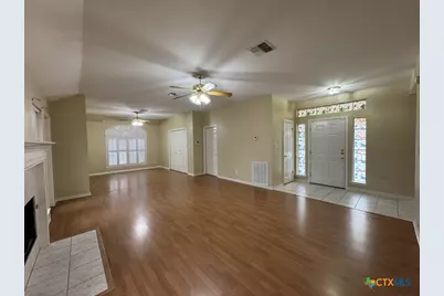 304 Ashland Creek, Victoria, TX 77901 - Photo 3