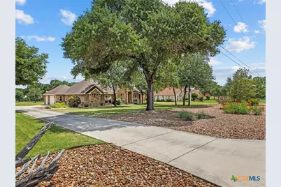 192 Copper Ridge Drive, La Vernia, TX 78121 - Photo 1