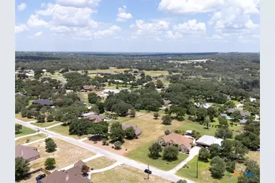 192 Copper Ridge Drive, La Vernia, TX 78121 - Photo 35