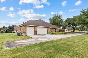 192 Copper Ridge Dr, La Vernia, TX 78121 - Photo 19