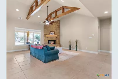 192 Copper Ridge Drive, La Vernia, TX 78121 - Photo 7