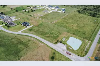 57 Wellspring Boulevard, Victoria, TX 77904 - Photo 5