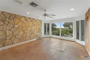 436 Lakeview Blvd, New Braunfels, TX 78130 - Photo 19