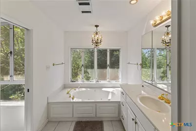 436 Lakeview Boulevard, New Braunfels, TX 78130 - Photo 21